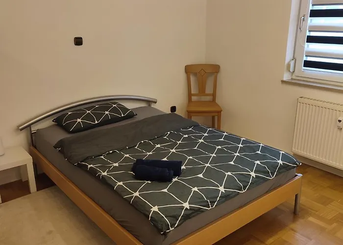 Unterm Tierstein דירה